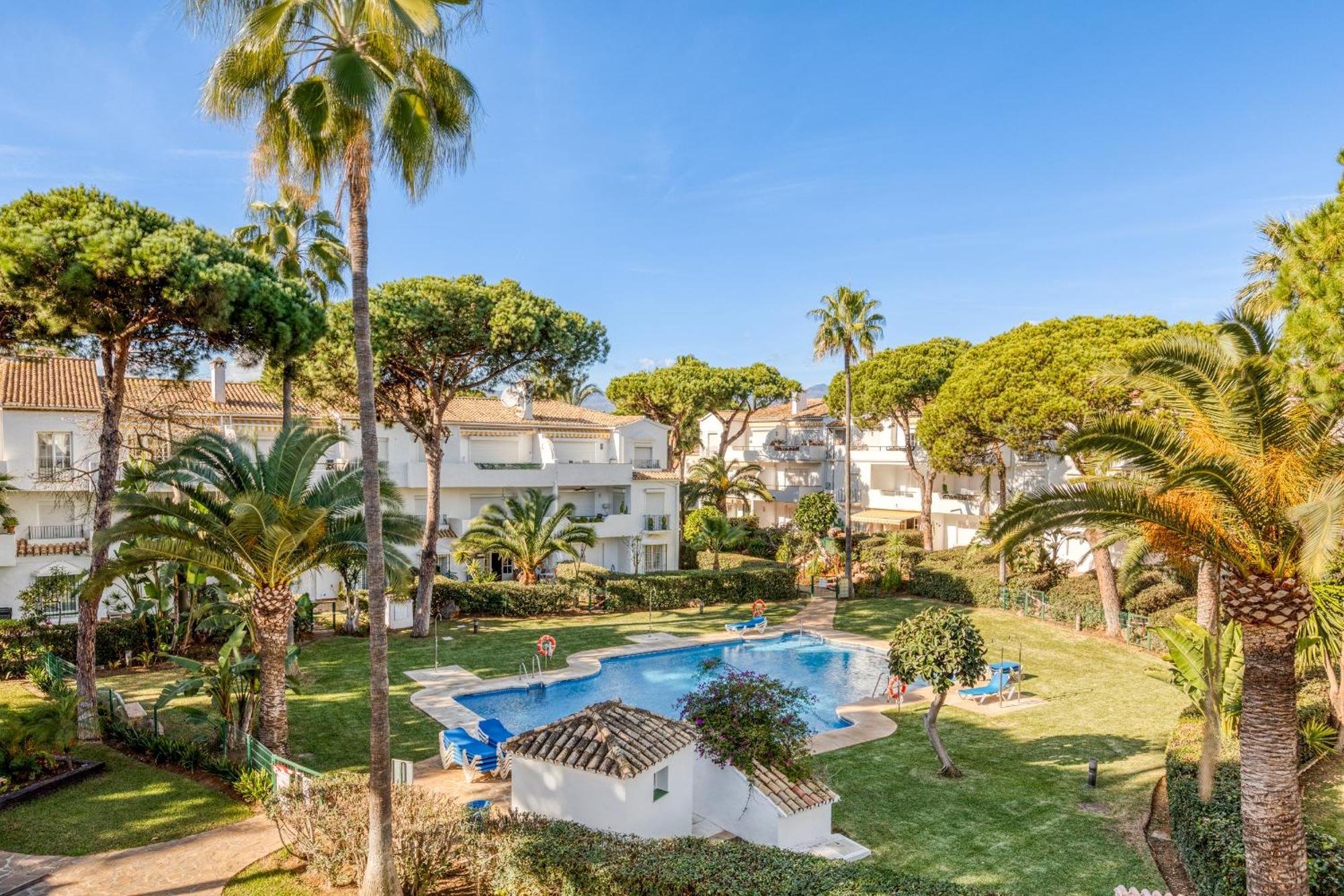 Life El Presidente Penthouse Pool View Apartamento Estepona Exterior foto